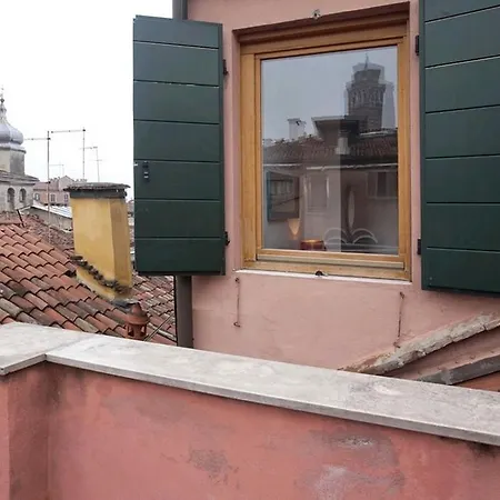 San Polo - Locappart Apartmán *